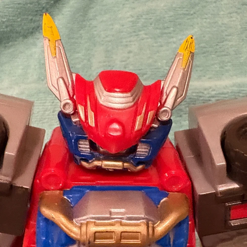 Power Ranger Blue and Red Action Figure - Picture 3 of 4